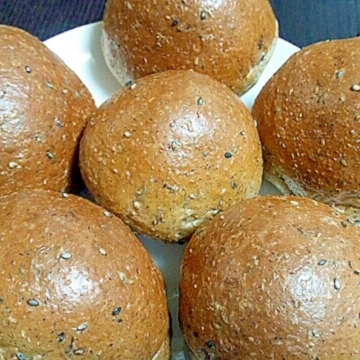 低糖質 hbでこねる小麦ふすまと大豆粉のゴマ丸パン レシピ 作り方 By ぼらぼら 楽天レシピ